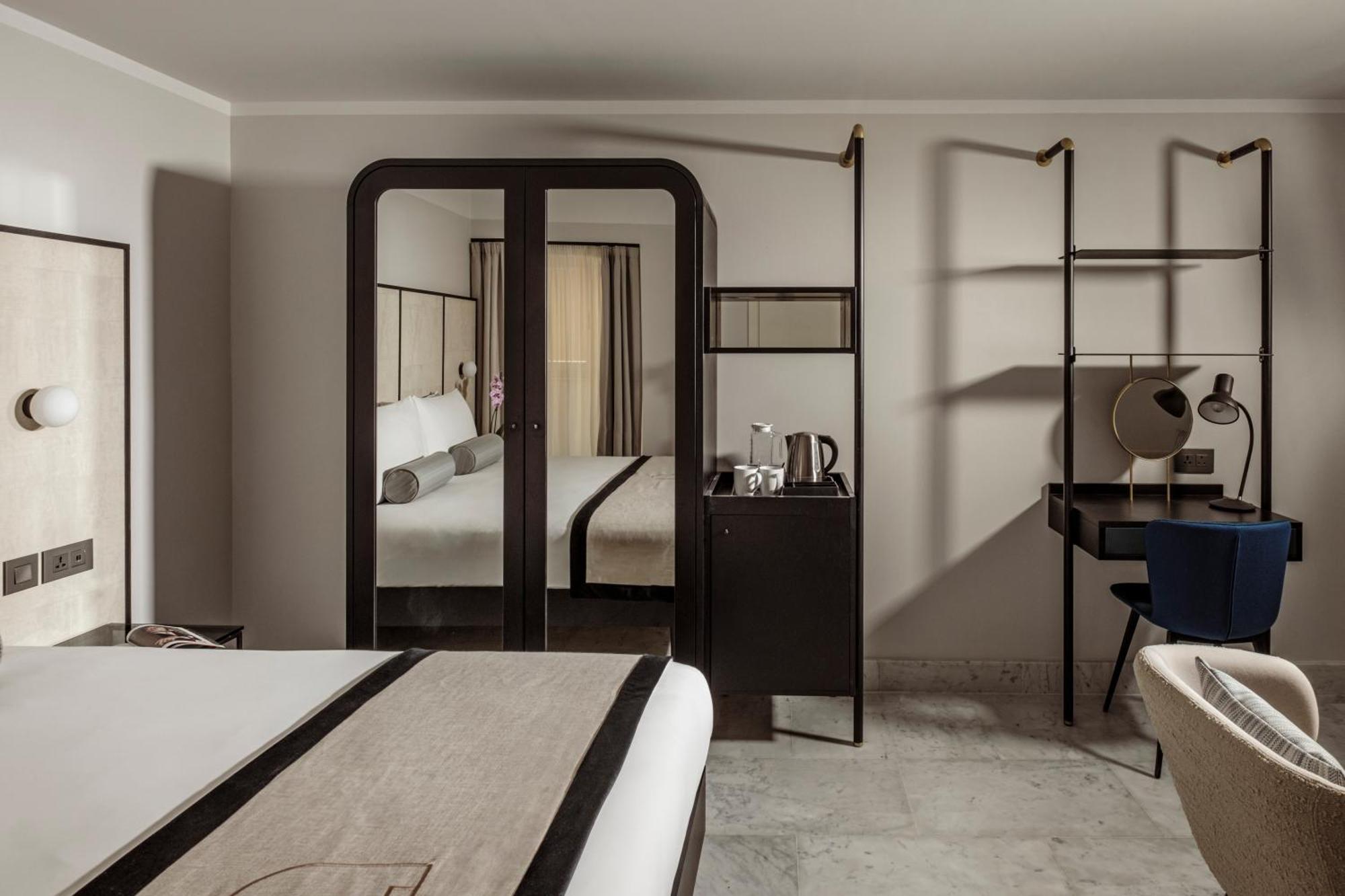 San Karlu Hotell Valletta Exteriör bild