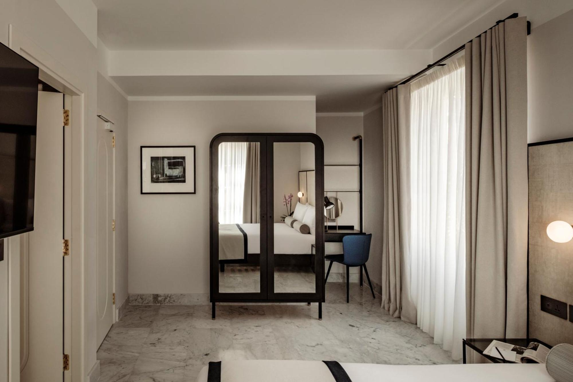San Karlu Hotell Valletta Exteriör bild